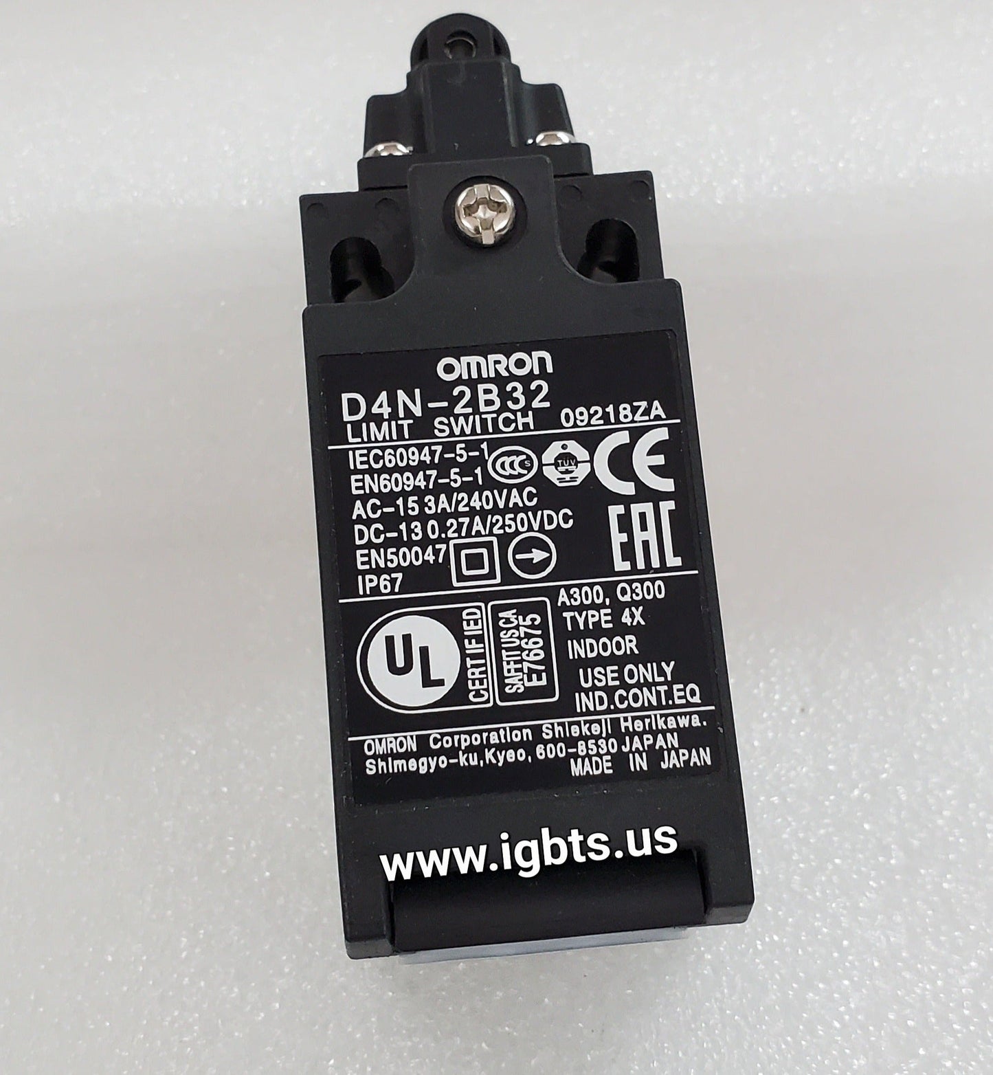 D4N-2B32-OMRON